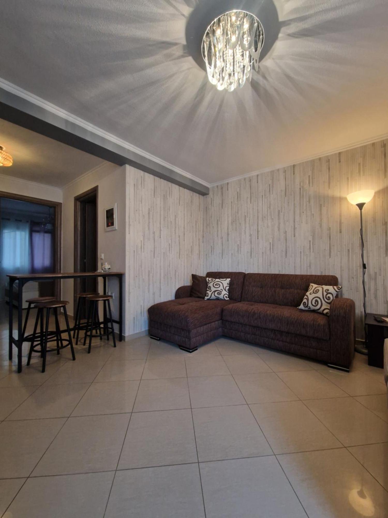 Iro Apartments Néa Péramos Εξωτερικό φωτογραφία