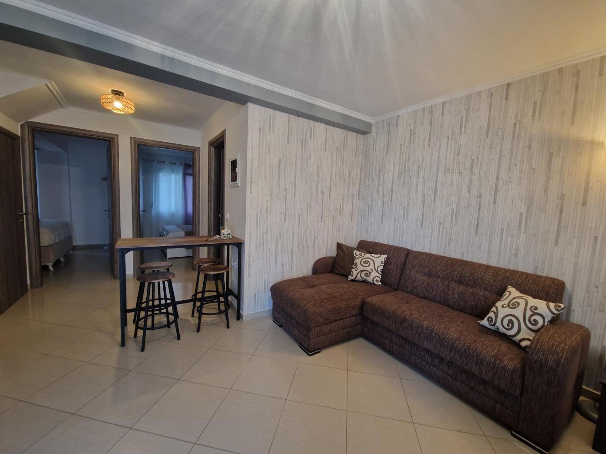 Iro Apartments Néa Péramos Εξωτερικό φωτογραφία
